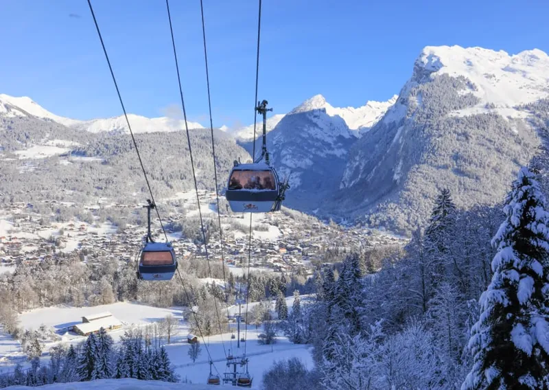 Gondola above the village of Samoëns, Grand Massif